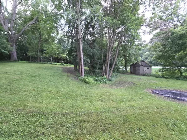 Minnetonka, MN 55305,10605 Crestridge DR