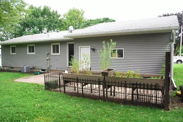 Spring Valley, MN 55975,601 Hillcrest DR