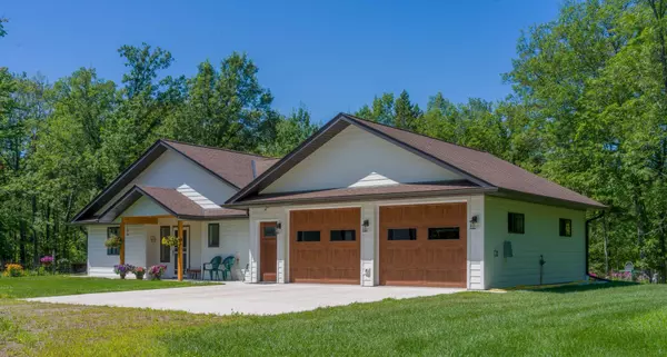 32003 Nuthatch AVE, Glen Twp, MN 56431