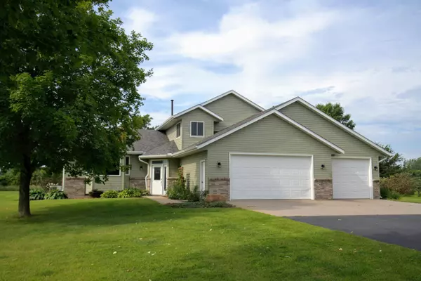 2197 116th ST NE, Monticello, MN 55362
