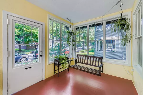 Minneapolis, MN 55408,2632 Dupont AVE S