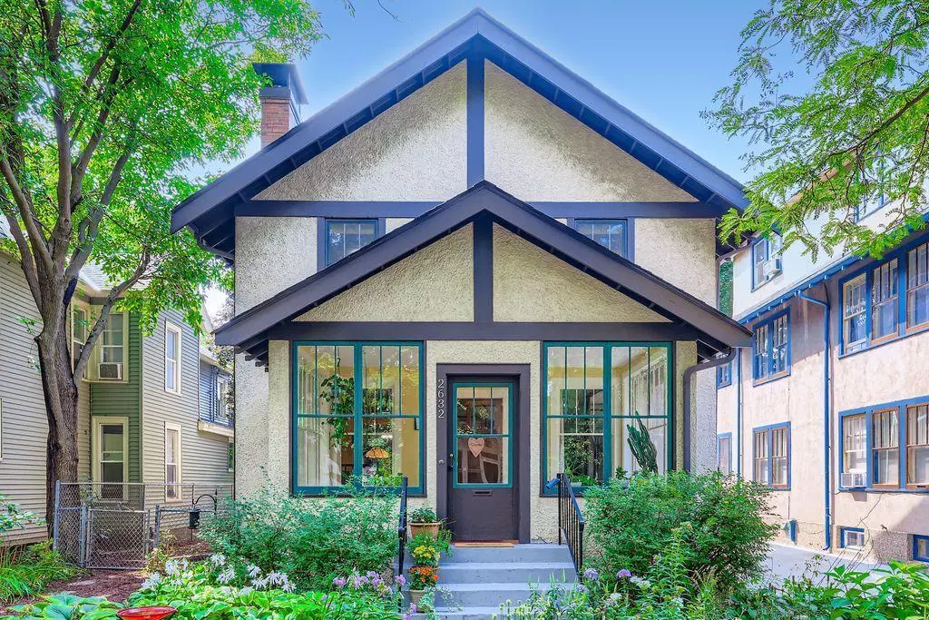 Minneapolis, MN 55408,2632 Dupont AVE S