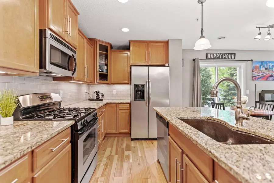 2119 Cedar Grove TRL, Eagan, MN 55122