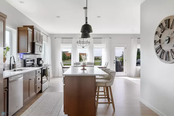 Moorhead, MN 56560,3009 39th AVE S