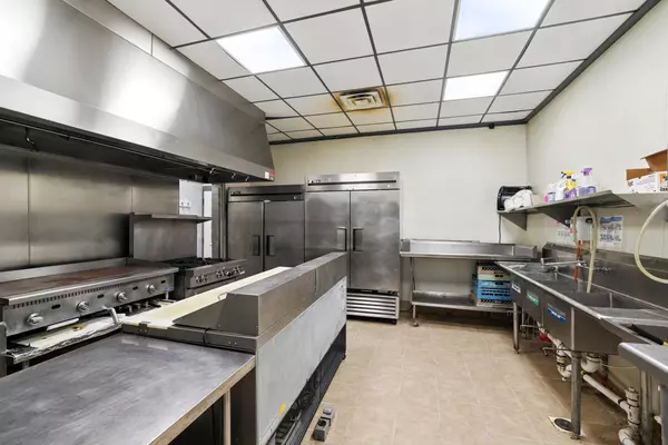 Le Sueur, MN 56058,205 S Main ST