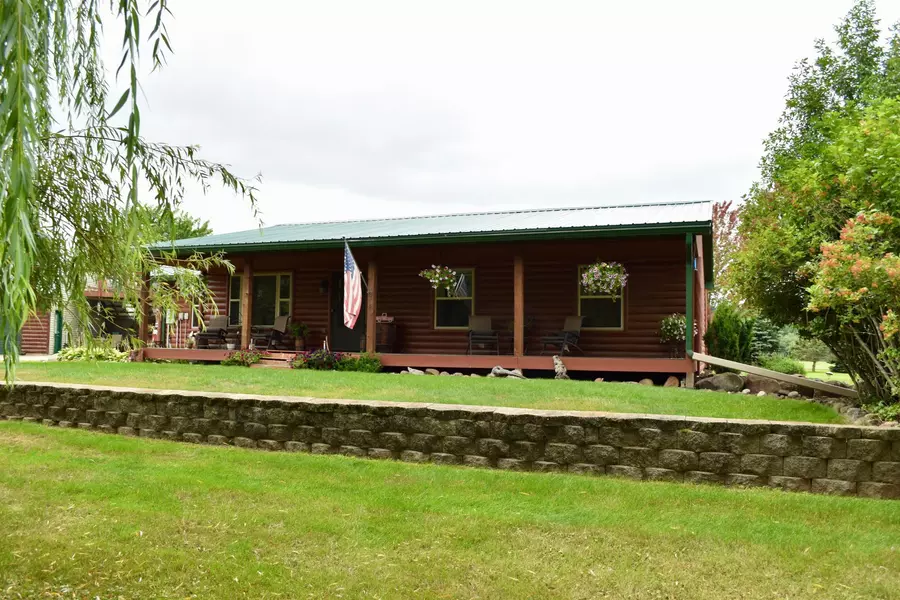 1610 Plum ST, Grasston, MN 55030