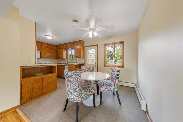 Mankato, MN 56001,2412 E Main ST