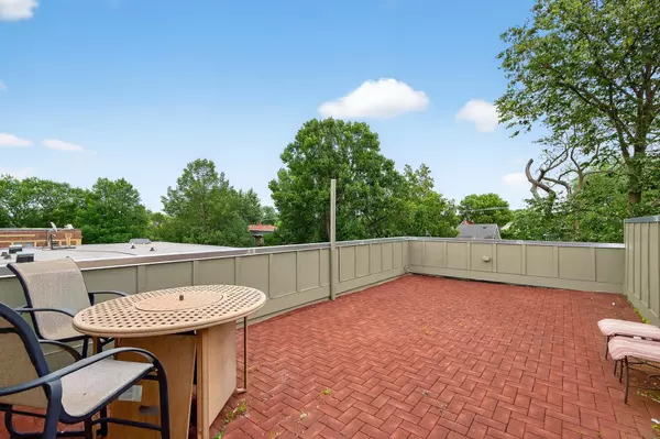 Minneapolis, MN 55408,3238 Garfield AVE #201