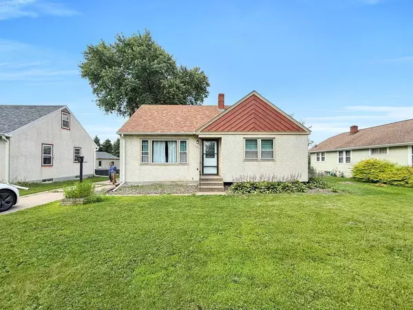 Saint Paul, MN 55117,101 Wheelock Pkwy W