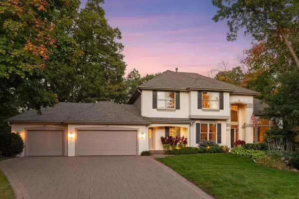 4620 Medina Lake DR, Medina, MN 55340