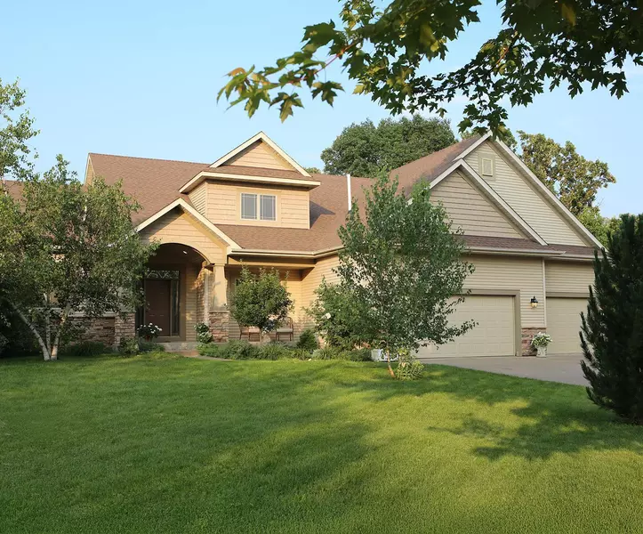 4739 Big Sky CT, Red Wing, MN 55066