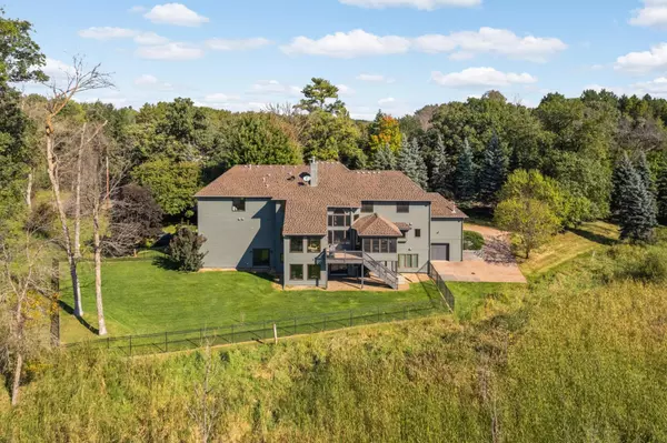 Orono, MN 55391,2555 Fox ST