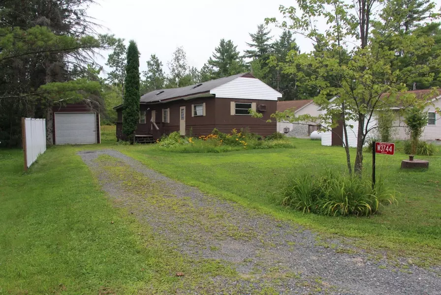 W3744 Depot RD, Pittsville, WI 54466