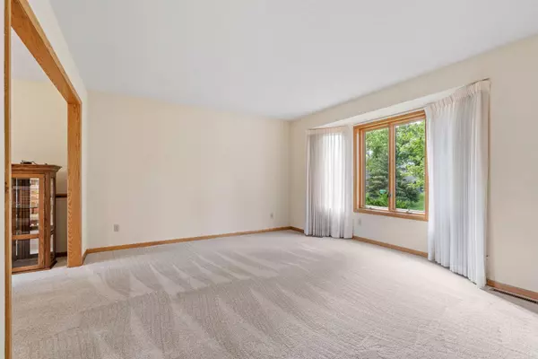 Plymouth, MN 55442,10920 47th AVE N