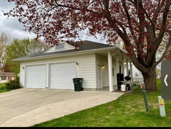 Willmar, MN 56201,420 Highland RD