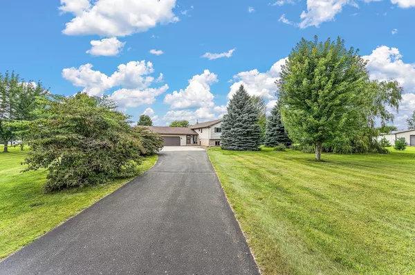 Hudson, WI 54016,505 Little Orchard RD