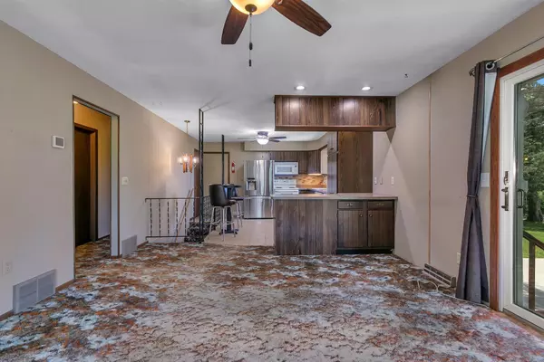 Palmer Twp, MN 55319,10601 56 1/2 ST