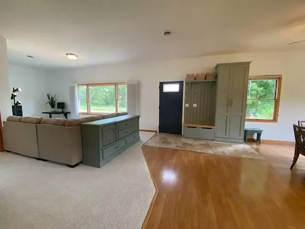Farmington Twp, WI 54020,598 230th ST