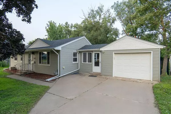 5412 Maryland AVE N, Crystal, MN 55428