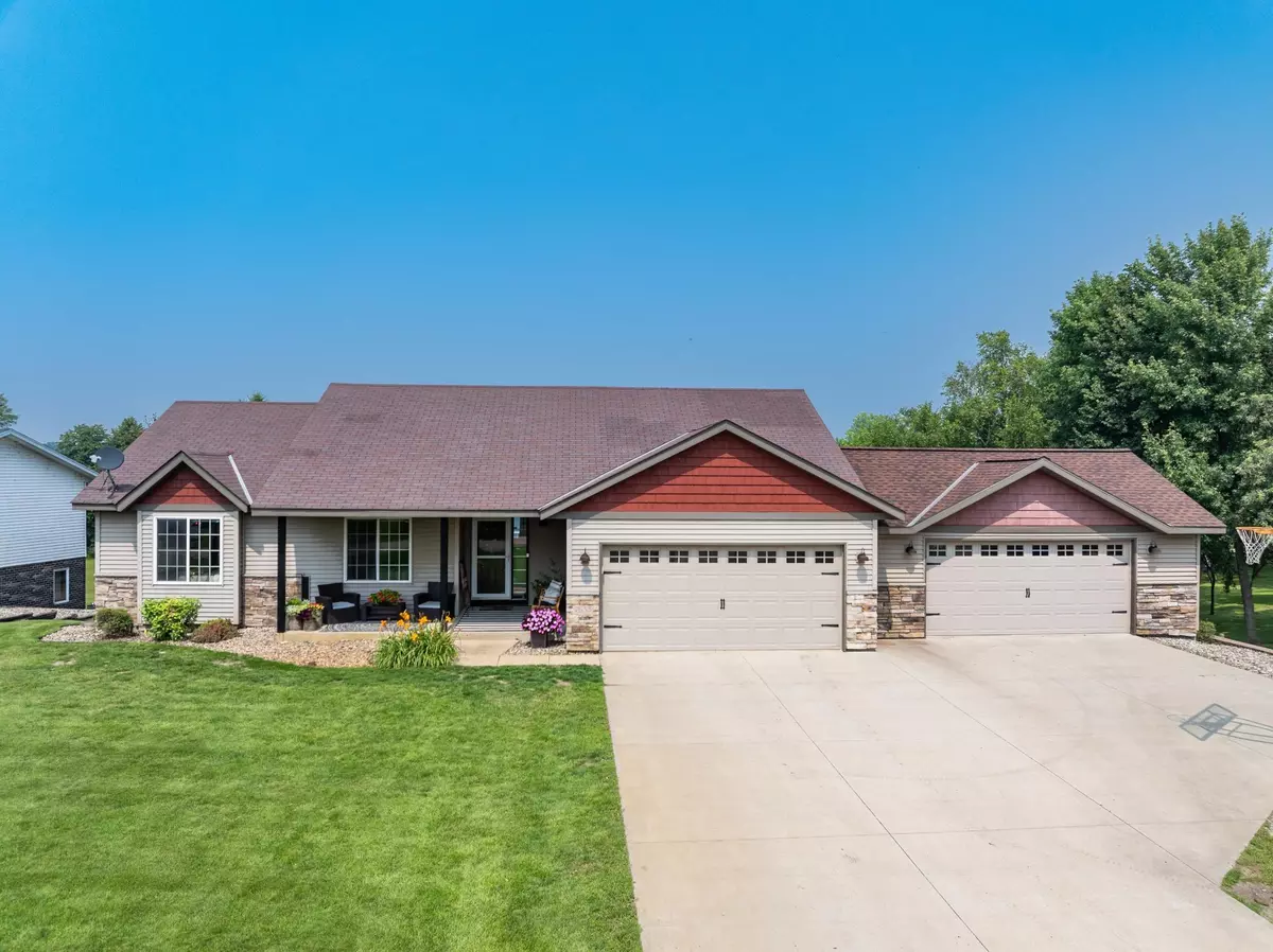 Alexandria, MN 56308,7633 Lindgren WAY SW