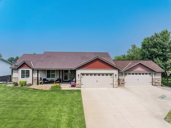 7633 Lindgren WAY SW, Alexandria, MN 56308