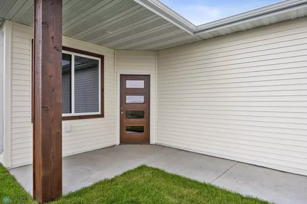 Horace, ND 58047,6744 68th AVE S