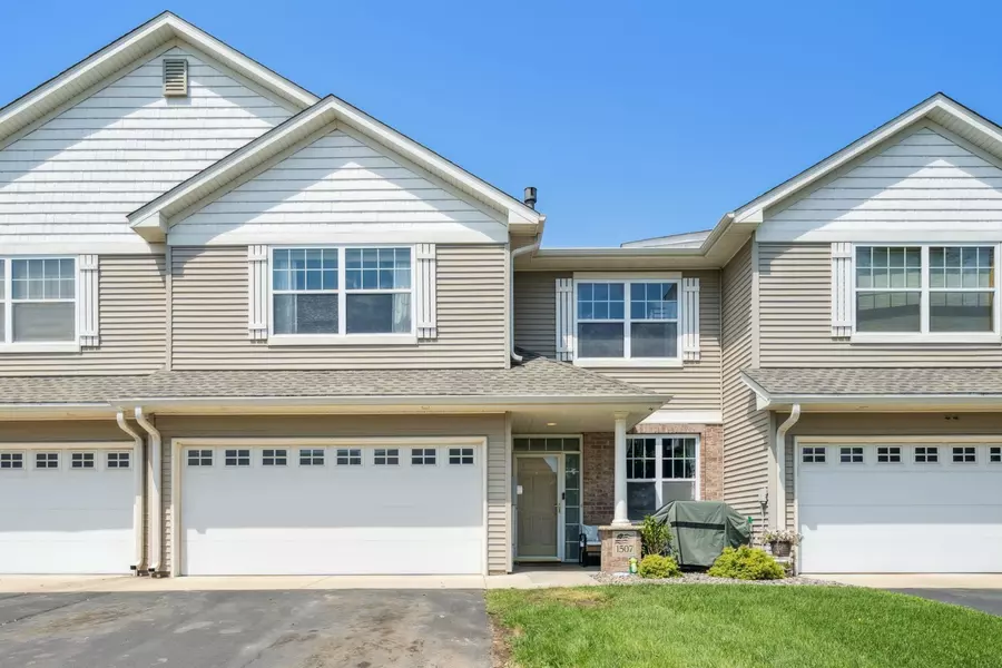 1507 Independence DR #807, Northfield, MN 55057