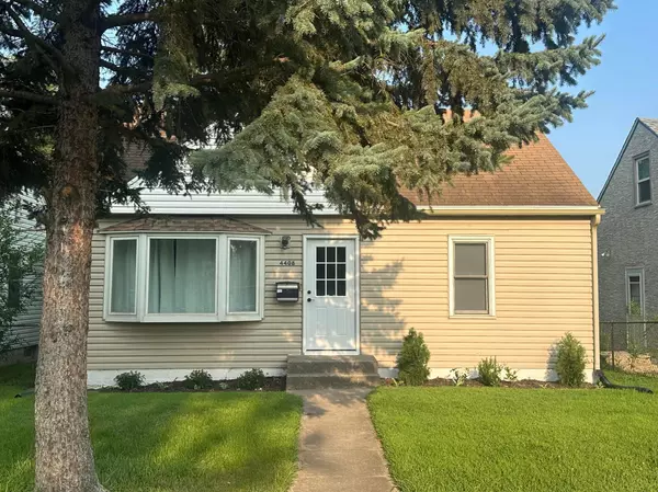Columbia Heights, MN 55421,4408 2nd ST NE