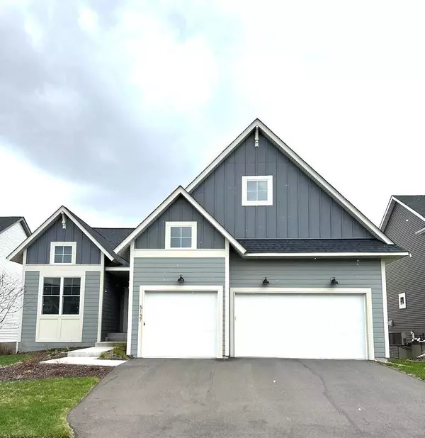 5137 Suntide PASS E, Woodbury, MN 55129