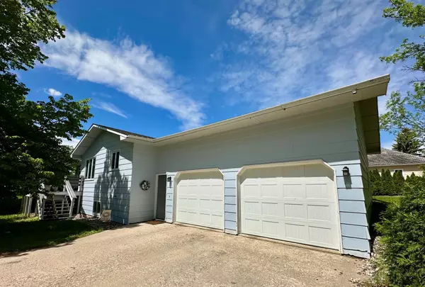 536 Park AVE W, Greenbush, MN 56726