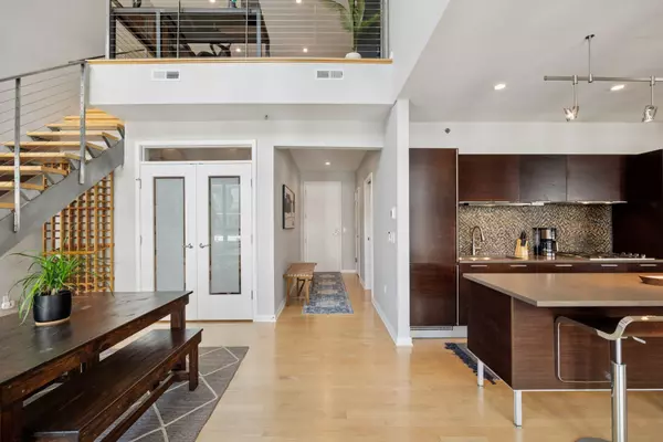 Minneapolis, MN 55416,3104 W Lake ST #403