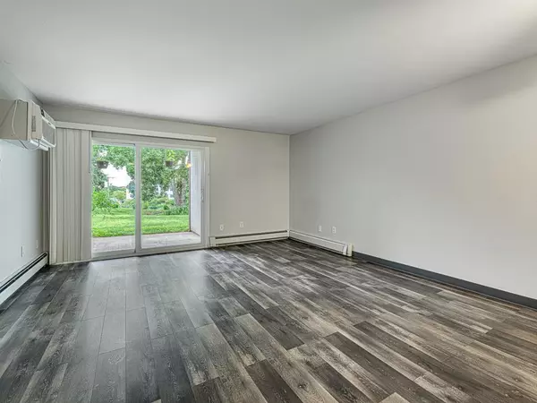 Burnsville, MN 55337,12836 Nicollet AVE #102