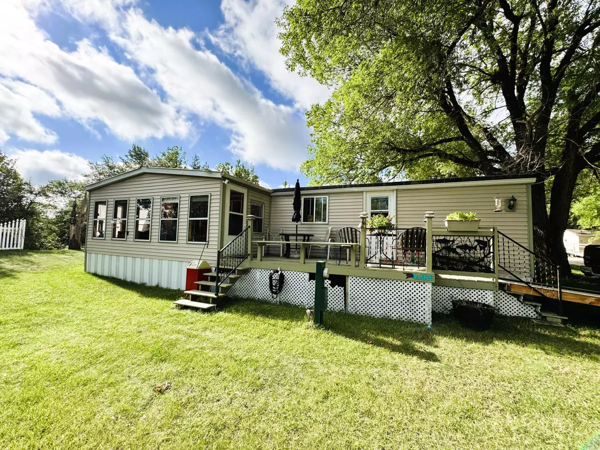 Cass Lake, MN 56633,5 Maple DR NE