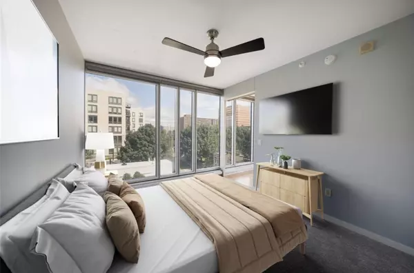 Bloomington, MN 55425,8151 33rd AVE S #305