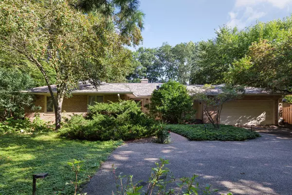 Edina, MN 55439,6940 Valley View RD