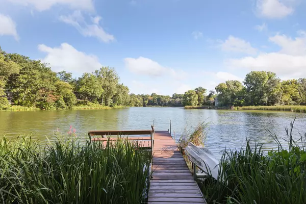 Edina, MN 55439,6940 Valley View RD