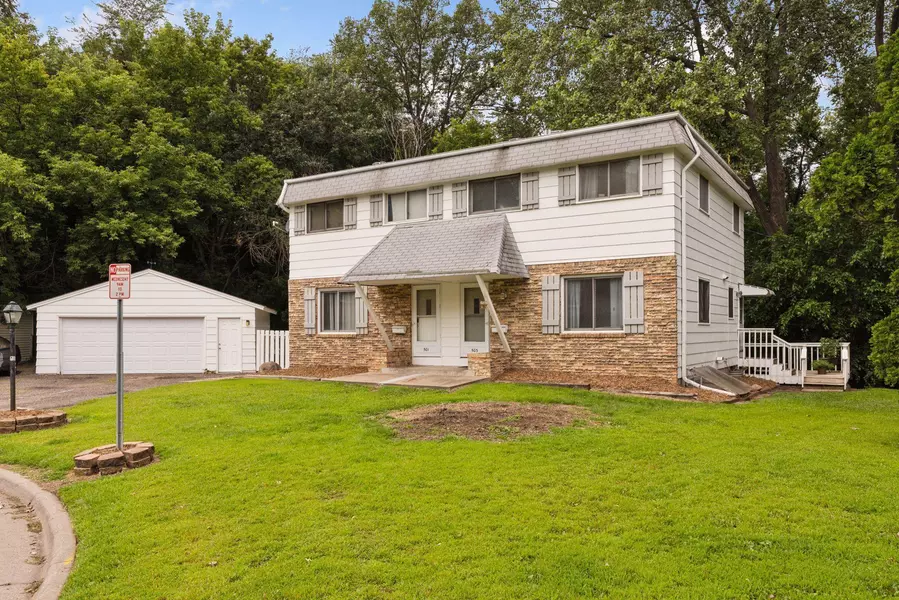 501 Shadyside CIR, Hopkins, MN 55343
