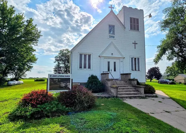 330 Ridge ST S, Trosky, MN 56144