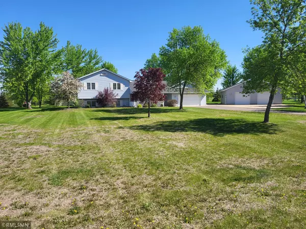 1880 45th ST SE, Haven Twp, MN 56304
