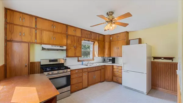 Eden Valley, MN 55329,335 Cossairt AVE W