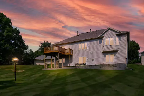 Owatonna, MN 55060,375 Breckenridge PL