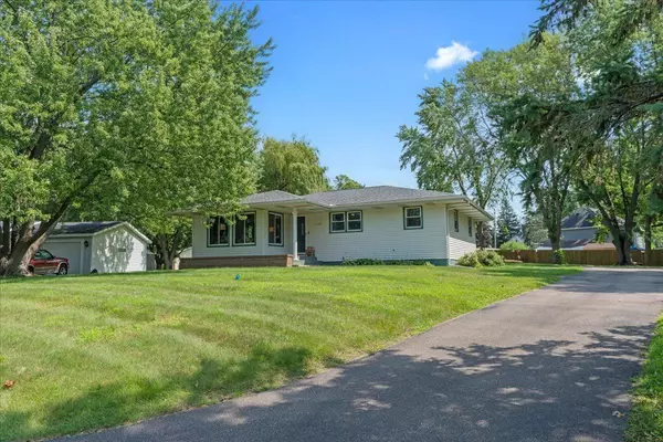 1150 Klein DR, Hammond, WI 54015