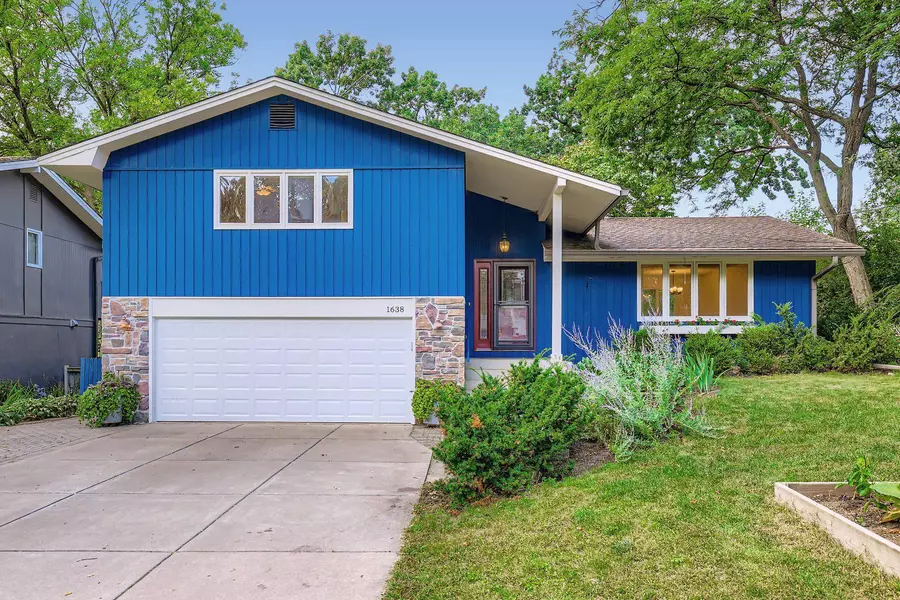 1638 23rd AVE NW, New Brighton, MN 55112