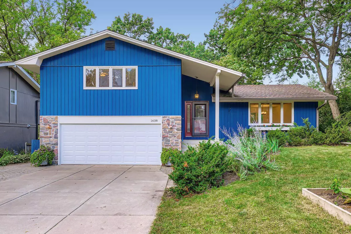 New Brighton, MN 55112,1638 23rd AVE NW