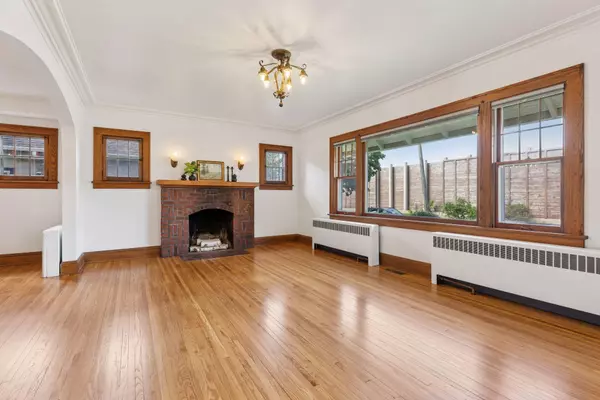 Minneapolis, MN 55419,5559 2nd AVE S