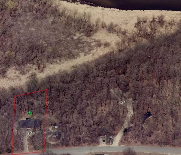 Oronoco, MN 55960,915 1st ST NW