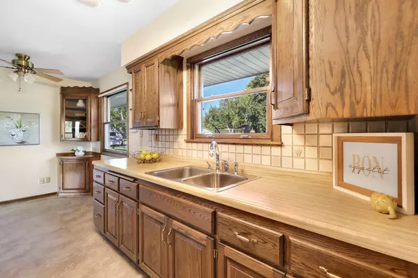 Apple Valley, MN 55124,6046 Lower 134th ST W