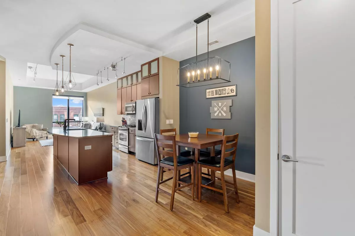 Minneapolis, MN 55401,100 3rd AVE S #408