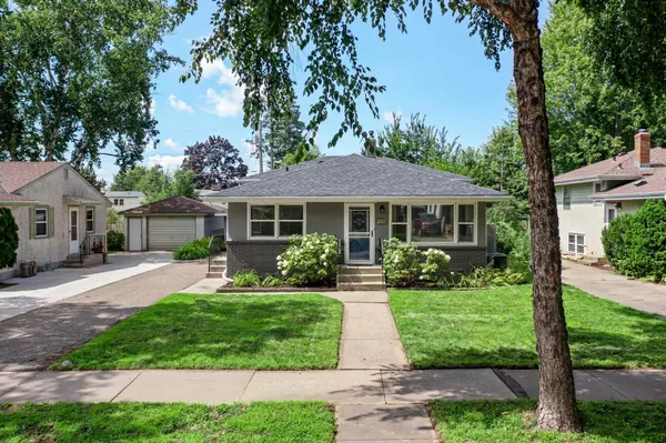 Saint Paul, MN 55117,1487 Mackubin ST