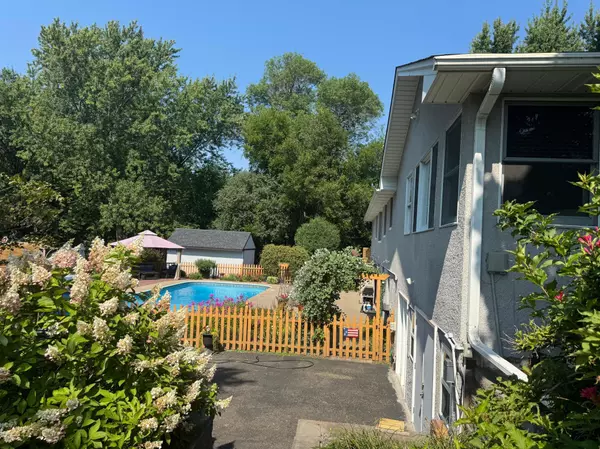 706 Benton ST, Anoka, MN 55303